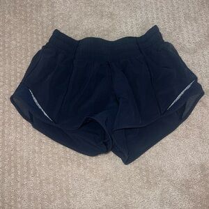 Lululemon Navy 2.5 inch Hotty Hots